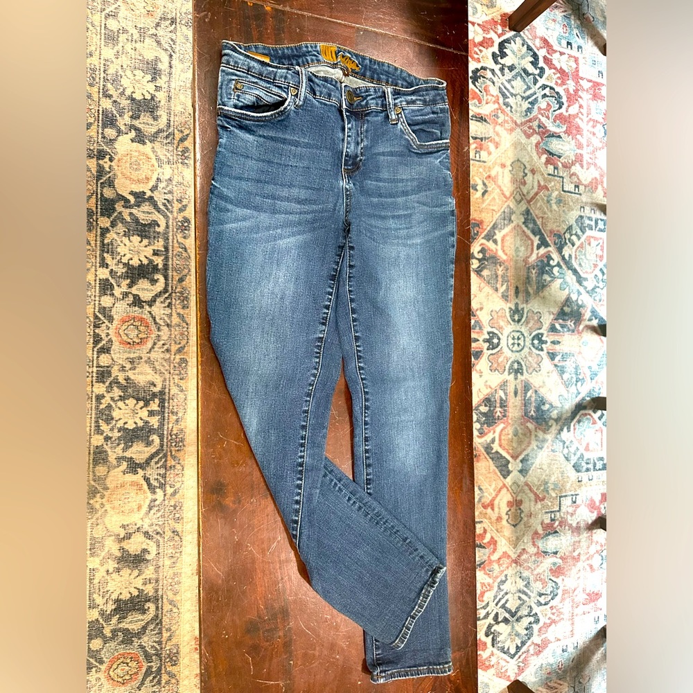 Kut from the Kloth Medium Rise Ankle Jeans